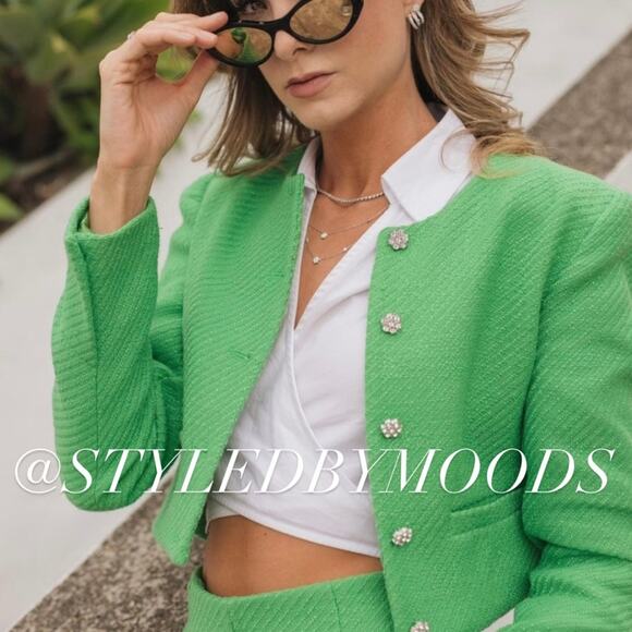Zara Green Textured Cropped Decorative Button Jacket. - Picture 1 of 9